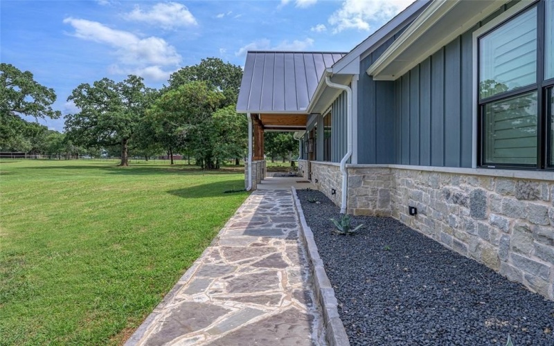 5995 Neubauer Ranch Road, Aubrey, TX 76227, 3 Habitaciones Habitaciones , ,2 BañosBaños,Residential,En Venta,5995 Neubauer Ranch Road,20995189