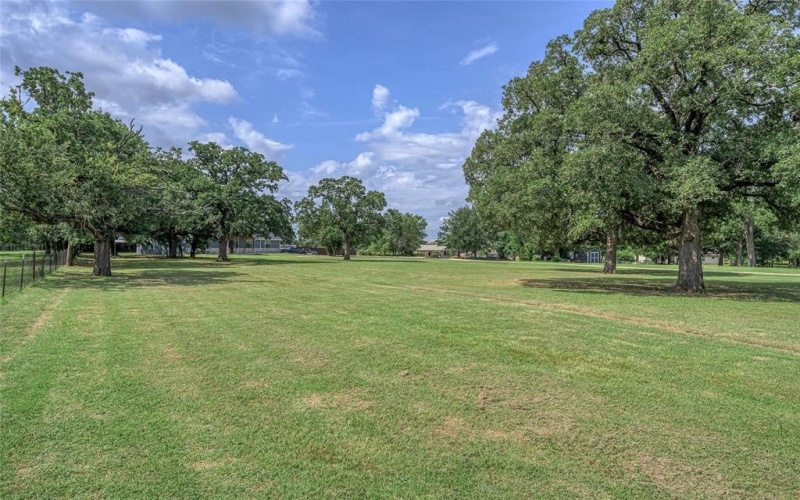 5995 Neubauer Ranch Road, Aubrey, TX 76227, 3 Habitaciones Habitaciones , ,2 BañosBaños,Residential,En Venta,5995 Neubauer Ranch Road,20995189