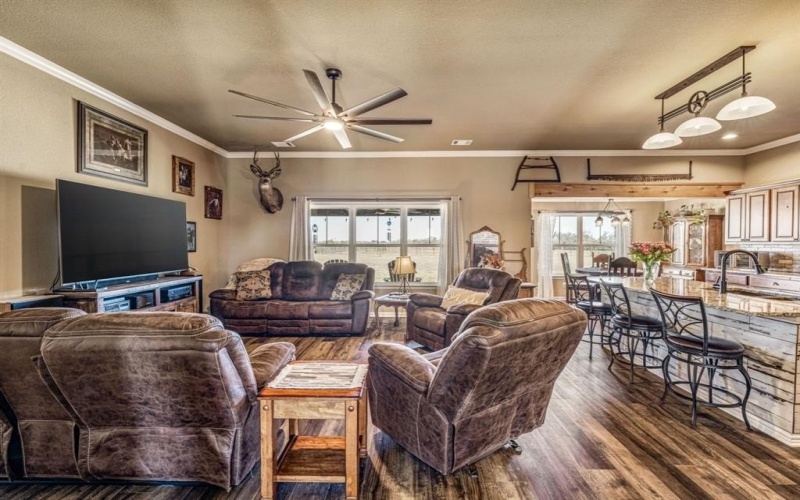 6560 County Road 132, Stephenville, TX 76401, 4 Habitaciones Habitaciones , ,2 BañosBaños,Residential,En Venta,6560 County Road 132,20998889