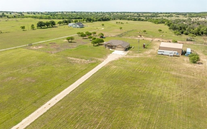 6560 County Road 132, Stephenville, TX 76401, 4 Habitaciones Habitaciones , ,2 BañosBaños,Residential,En Venta,6560 County Road 132,20998889