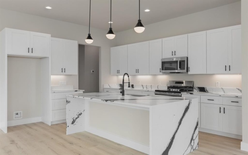 2421 Gooch Street, Dallas, TX 75241, 4 Bedrooms Bedrooms, ,2 BathroomsBathrooms,Residential,For Sale,2421 Gooch Street,0,20998991