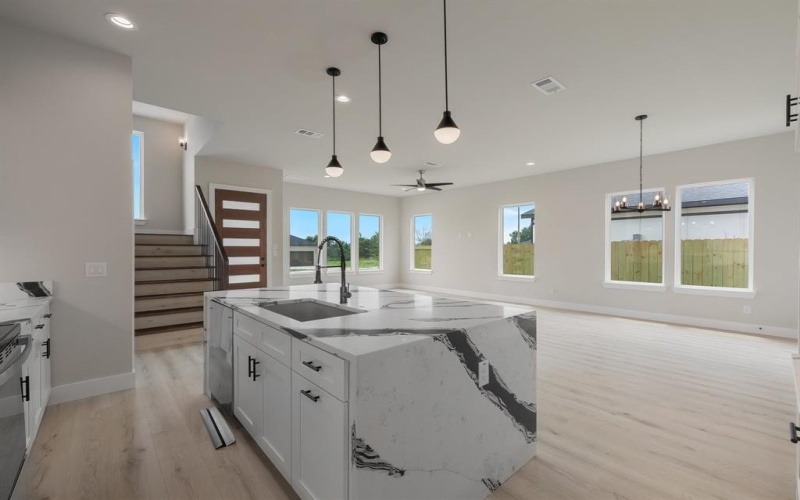 2421 Gooch Street, Dallas, TX 75241, 4 Bedrooms Bedrooms, ,2 BathroomsBathrooms,Residential,For Sale,2421 Gooch Street,0,20998991
