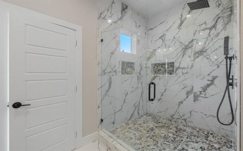 2421 Gooch Street, Dallas, TX 75241, 4 Bedrooms Bedrooms, ,2 BathroomsBathrooms,Residential,For Sale,2421 Gooch Street,0,20998991