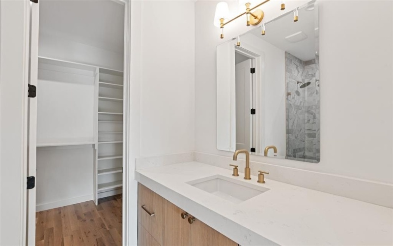 10565 Cromwell Drive, Dallas, TX 75229, 5 Habitaciones Habitaciones , ,6 BañosBaños,Residential,En Venta,10565 Cromwell Drive,0,20999022