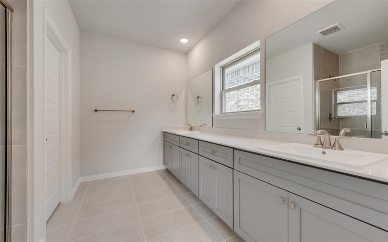 4329 Ruth Road, North Richland Hills, TX 76180, 3 Bedrooms Bedrooms, ,2 BathroomsBathrooms,Residential,For Sale,4329 Ruth Road,0,20999149