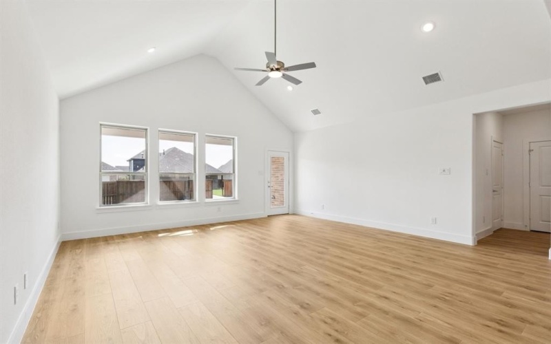 2196 Jonata Street, Waxahachie, TX 75165, 5 Bedrooms Bedrooms, ,3 BathroomsBathrooms,Residential,For Sale,2196 Jonata Street,20999194