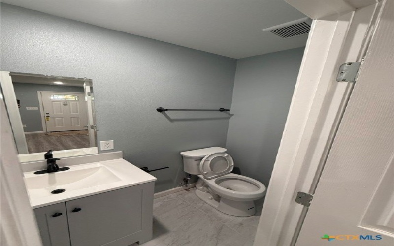1300 N 2nd Street, Killeen, TX 76541, 3 Habitaciones Habitaciones , ,2 BañosBaños,Residential,En Venta,1300 N 2nd Street,575006