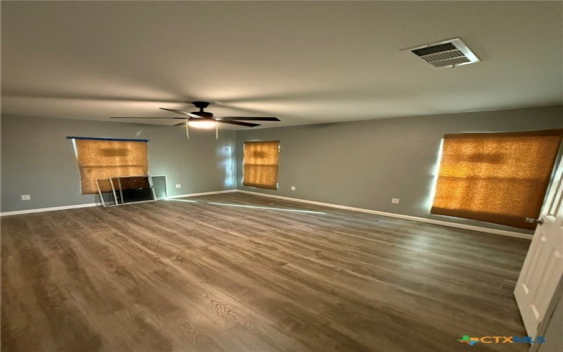 1300 N 2nd Street, Killeen, TX 76541, 3 Habitaciones Habitaciones , ,2 BañosBaños,Residential,En Venta,1300 N 2nd Street,575006