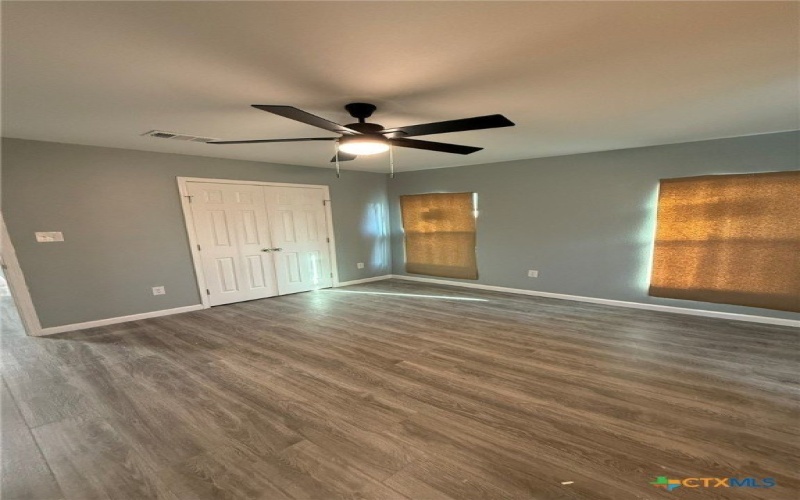1300 N 2nd Street, Killeen, TX 76541, 3 Habitaciones Habitaciones , ,2 BañosBaños,Residential,En Venta,1300 N 2nd Street,575006