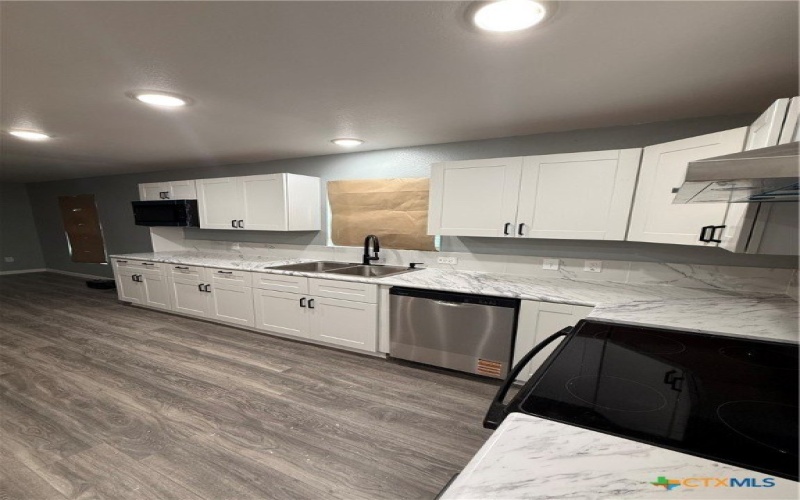 1300 N 2nd Street, Killeen, TX 76541, 3 Habitaciones Habitaciones , ,2 BañosBaños,Residential,En Venta,1300 N 2nd Street,575006