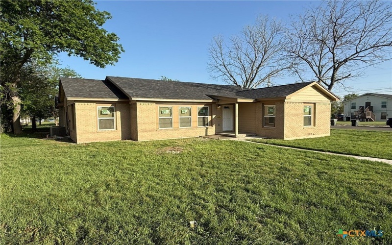 1300 N 2nd Street, Killeen, TX 76541, 3 Habitaciones Habitaciones , ,2 BañosBaños,Residential,En Venta,1300 N 2nd Street,575006