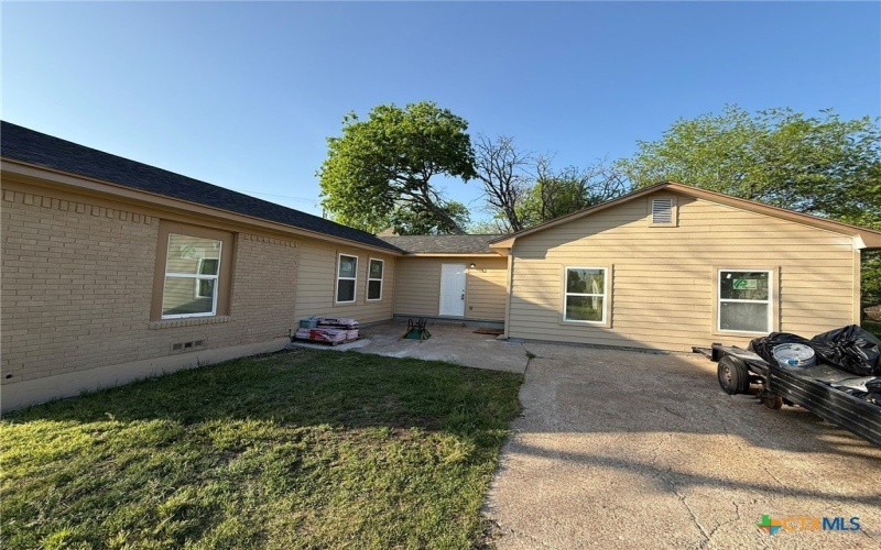 1300 N 2nd Street, Killeen, TX 76541, 3 Habitaciones Habitaciones , ,2 BañosBaños,Residential,En Venta,1300 N 2nd Street,575006