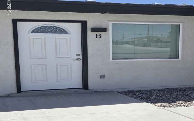 1483 O Sullivan Drive unit: B #B, Horizon City, TX 79928, 2 Habitaciones Habitaciones , ,1 BañoBaños,Residential Multi Family,En Venta,1483 O Sullivan Drive unit: B,926366