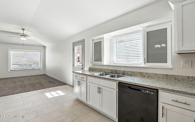 14262 Kayla Mia Drive, El Paso, TX 79938, 3 Habitaciones Habitaciones , ,2 BañosBaños,Residential,En Venta,14262 Kayla Mia Drive,926373
