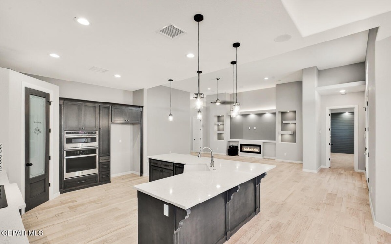309 Emerald Pearl Drive, Horizon City, TX 79928, 4 Habitaciones Habitaciones , ,2 BañosBaños,Residential,En Venta,309 Emerald Pearl Drive,926378