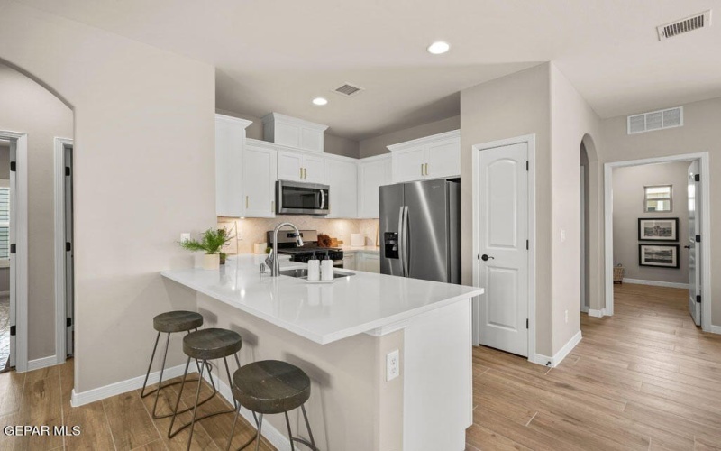 10705 Daryl Johnston Street, El Paso, TX 79924, 3 Habitaciones Habitaciones , ,2 BañosBaños,Residential,En Venta,10705 Daryl Johnston Street,926391