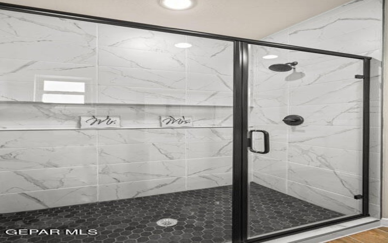 10705 Daryl Johnston Street, El Paso, TX 79924, 3 Habitaciones Habitaciones , ,2 BañosBaños,Residential,En Venta,10705 Daryl Johnston Street,926391