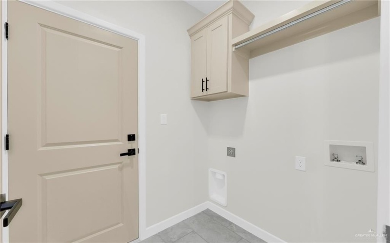 2713 E Comal Road, Edinburg, TX 78542, 3 Habitaciones Habitaciones , ,2 BañosBaños,Residential,En Venta,2713 E Comal Road,475675