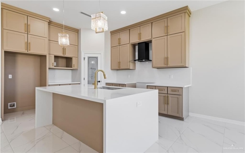 421 Serg Loop, Alamo, TX 78516, 3 Bedrooms Bedrooms, ,2 BathroomsBathrooms,Residential,For Sale,421 Serg Loop,0,475900