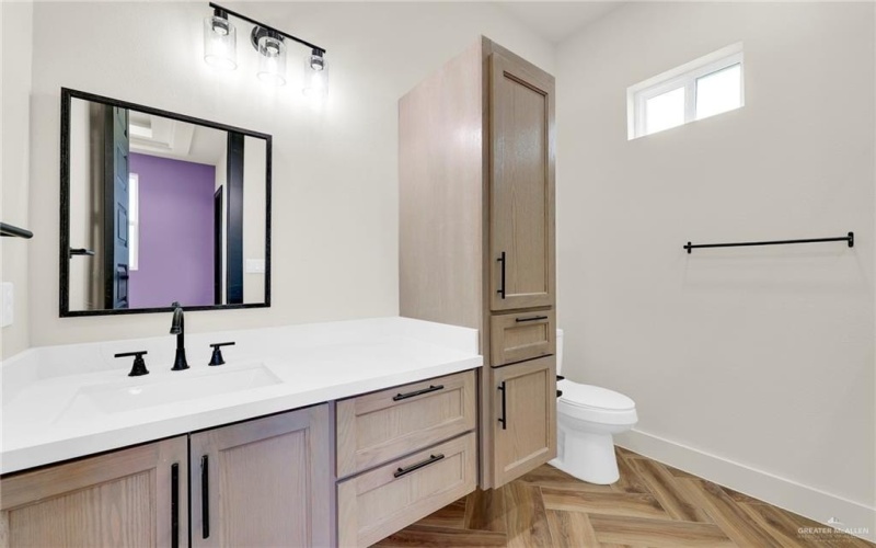3004 Truman Avenue, Mission, TX 78574, 4 Bedrooms Bedrooms, ,5 BathroomsBathrooms,Residential,For Sale,3004 Truman Avenue,475903