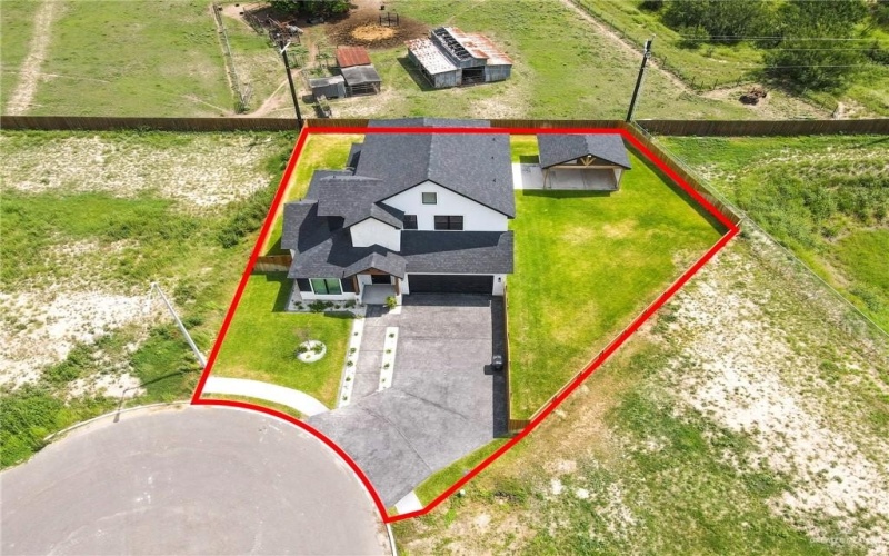 3004 Truman Avenue, Mission, TX 78574, 4 Bedrooms Bedrooms, ,5 BathroomsBathrooms,Residential,For Sale,3004 Truman Avenue,475903
