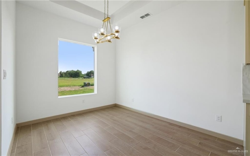 905 E 38th Street E, San Juan, TX 78589, 4 Habitaciones Habitaciones , ,2 BañosBaños,Residential,En Venta,905 E 38th Street E,475911