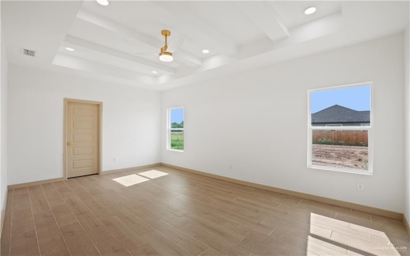 905 E 38th Street E, San Juan, TX 78589, 4 Habitaciones Habitaciones , ,2 BañosBaños,Residential,En Venta,905 E 38th Street E,475911