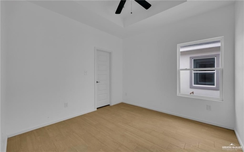3164 Briggs Street #B1, Weslaco, TX 78596, 2 Bedrooms Bedrooms, ,2 BathroomsBathrooms,Residential,For Sale,3164 Briggs Street,475947