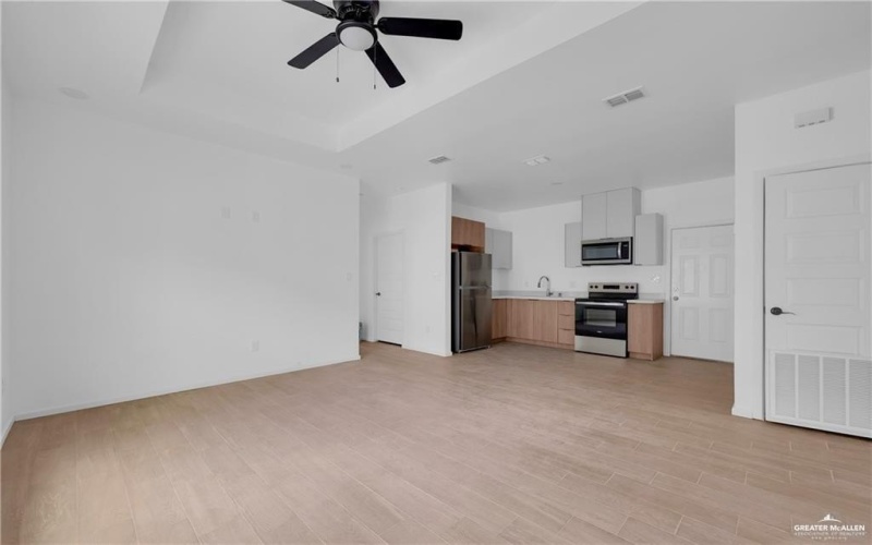 3164 Briggs Street #B1, Weslaco, TX 78596, 2 Bedrooms Bedrooms, ,2 BathroomsBathrooms,Residential,For Sale,3164 Briggs Street,475947