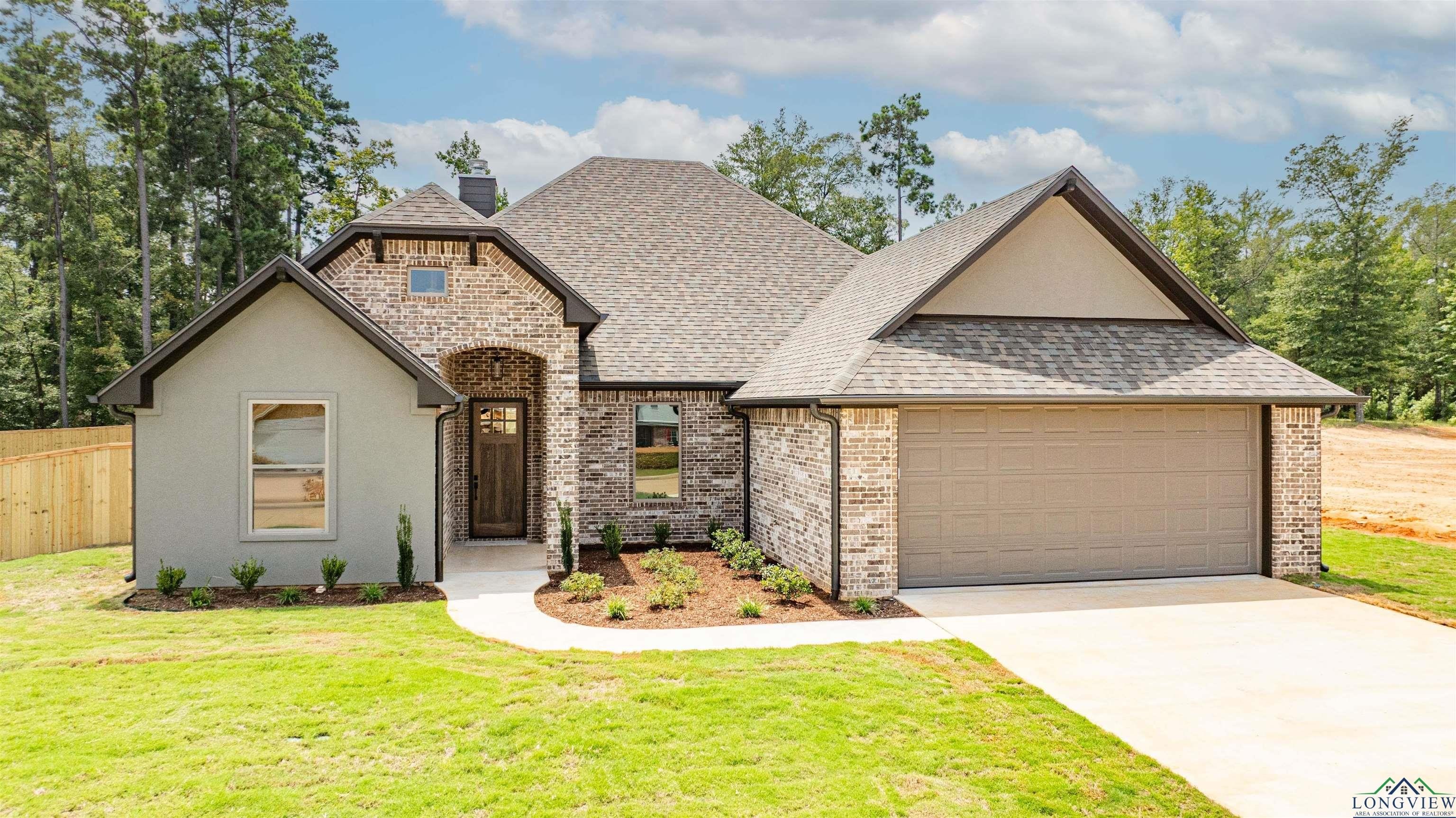 327 Saddle Brook Drive, Hallsville, TX 75650, 4 Habitaciones Habitaciones , ,3 BañosBaños,Residential,En Venta,327 Saddle Brook Drive,0,20254863