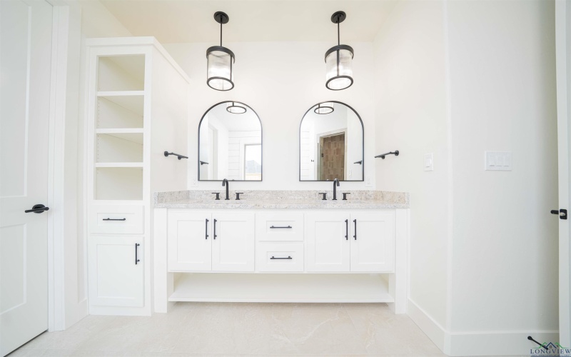 327 Saddle Brook Drive, Hallsville, TX 75650, 4 Habitaciones Habitaciones , ,3 BañosBaños,Residential,En Venta,327 Saddle Brook Drive,0,20254863