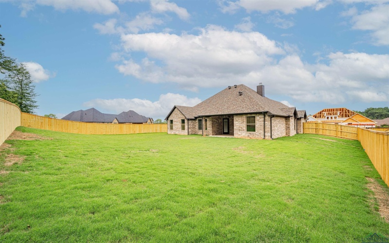 327 Saddle Brook Drive, Hallsville, TX 75650, 4 Habitaciones Habitaciones , ,3 BañosBaños,Residential,En Venta,327 Saddle Brook Drive,0,20254863