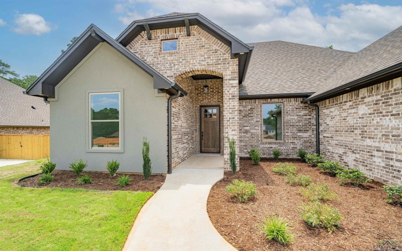 327 Saddle Brook Drive, Hallsville, TX 75650, 4 Habitaciones Habitaciones , ,3 BañosBaños,Residential,En Venta,327 Saddle Brook Drive,0,20254863