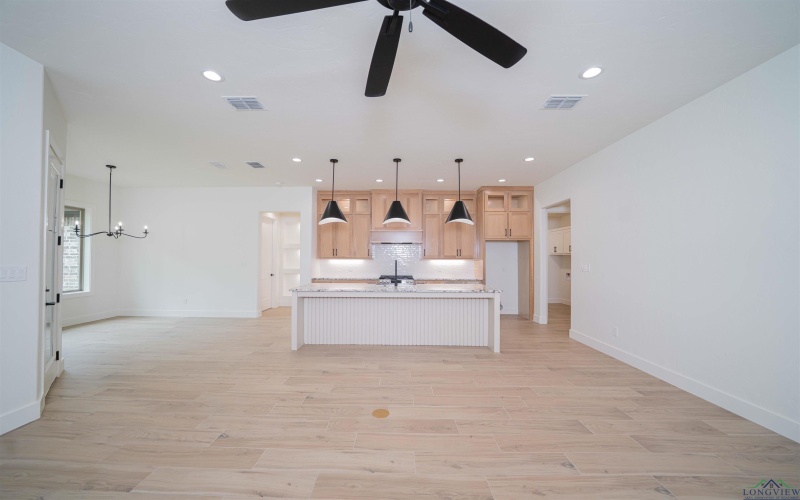 327 Saddle Brook Drive, Hallsville, TX 75650, 4 Habitaciones Habitaciones , ,3 BañosBaños,Residential,En Venta,327 Saddle Brook Drive,0,20254863