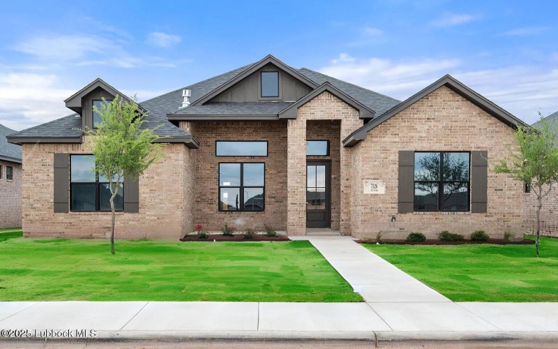 7526 57th Street, Lubbock, TX 79407, 3 Habitaciones Habitaciones , ,3 BañosBaños,Residential,En Venta,7526 57th Street,202557756