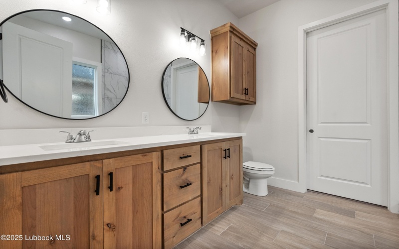 7526 57th Street, Lubbock, TX 79407, 3 Habitaciones Habitaciones , ,3 BañosBaños,Residential,En Venta,7526 57th Street,202557756