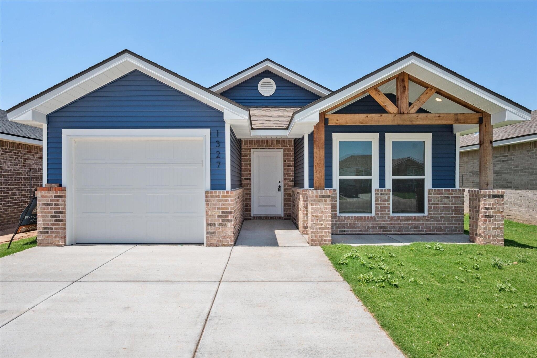 1327 N Colton Avenue, Lubbock, TX 79416, 3 Bedrooms Bedrooms, ,2 BathroomsBathrooms,Residential,For Sale,1327 N Colton Avenue,202557765