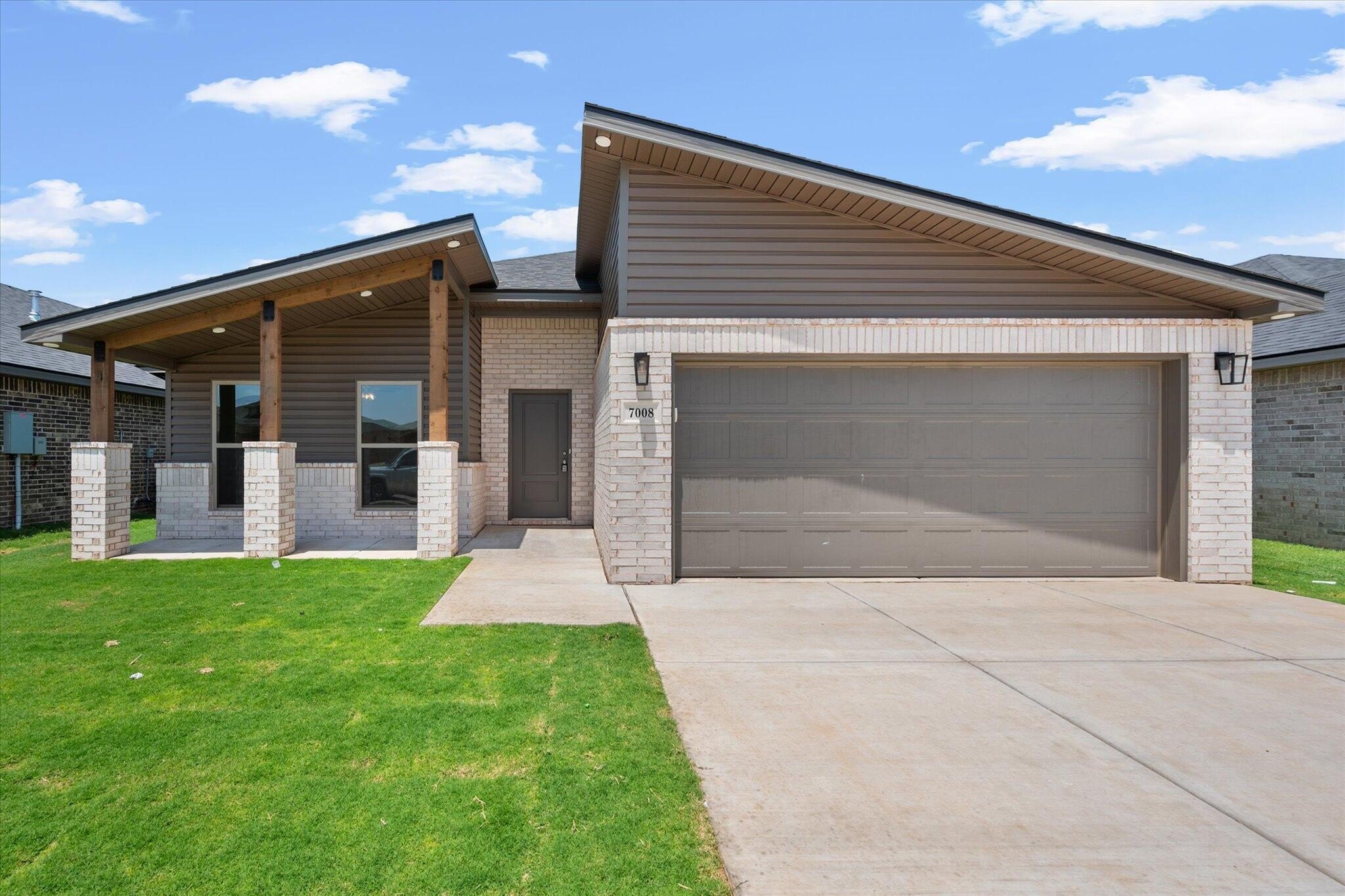 7008 14th Street, Lubbock, TX 79416, 3 Bedrooms Bedrooms, ,2 BathroomsBathrooms,Residential,For Sale,7008 14th Street,202557767