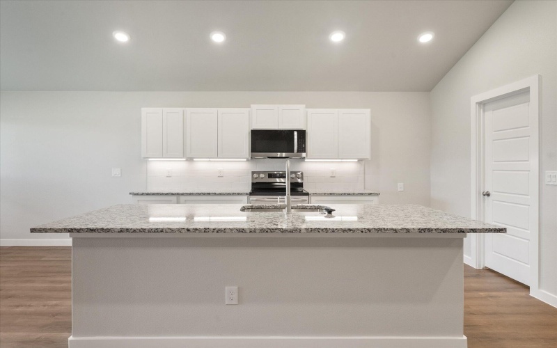 7008 14th Street, Lubbock, TX 79416, 3 Bedrooms Bedrooms, ,2 BathroomsBathrooms,Residential,For Sale,7008 14th Street,202557767