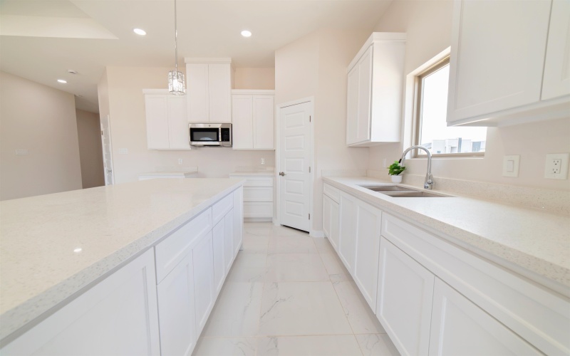 5802 Tavo Dr., Laredo, TX 78046, 3 Habitaciones Habitaciones , ,2 BañosBaños,Residential,En Venta,5802 Tavo Dr.,20253037