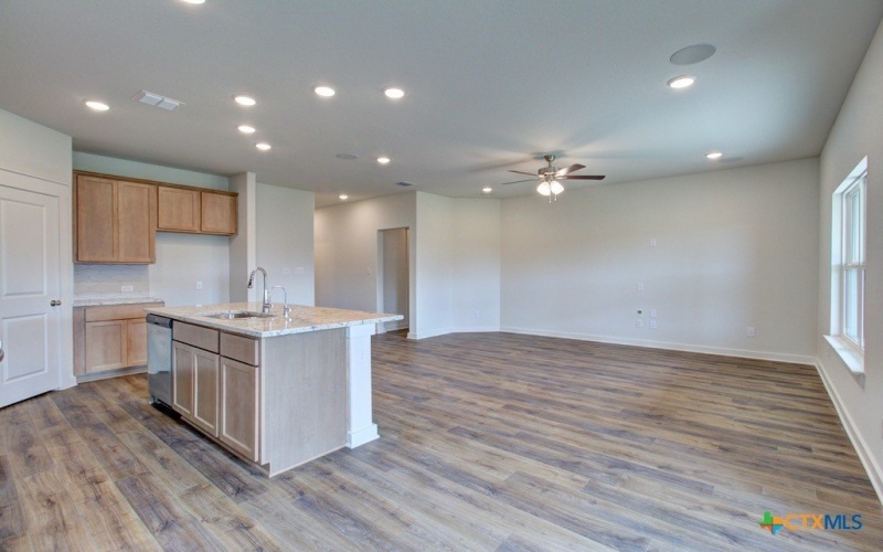 11118 Gaillardia Valley, Converse, TX 78109, 3 Habitaciones Habitaciones , ,2 BañosBaños,Residential,En Venta,11118 Gaillardia Valley,583103