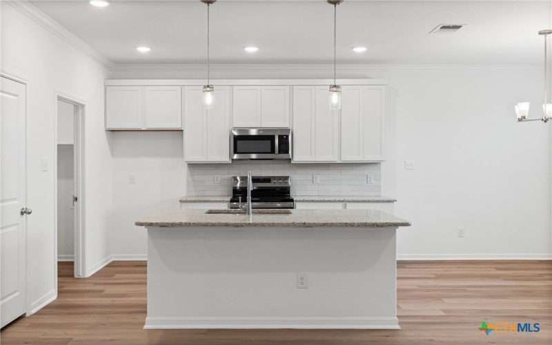 8120 Pineridge Way, Temple, TX 76502, 3 Bedrooms Bedrooms, ,2 BathroomsBathrooms,Residential,For Sale,8120 Pineridge Way,0,585976