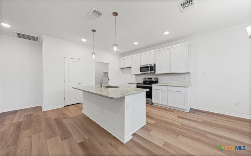 8120 Pineridge Way, Temple, TX 76502, 3 Bedrooms Bedrooms, ,2 BathroomsBathrooms,Residential,For Sale,8120 Pineridge Way,0,585976