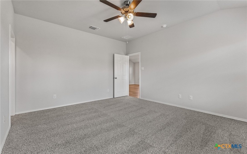 8905 Flat Iron Drive, Temple, TX 76502, 4 Bedrooms Bedrooms, ,2 BathroomsBathrooms,Residential,For Sale,8905 Flat Iron Drive,586378