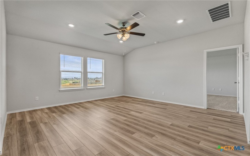 921 Coyote Creek, Temple, TX 76502, 4 Bedrooms Bedrooms, ,2 BathroomsBathrooms,Residential,For Sale,921 Coyote Creek,586388