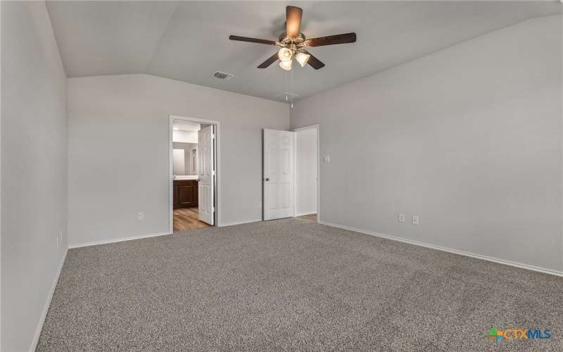 921 Coyote Creek, Temple, TX 76502, 4 Bedrooms Bedrooms, ,2 BathroomsBathrooms,Residential,For Sale,921 Coyote Creek,586388