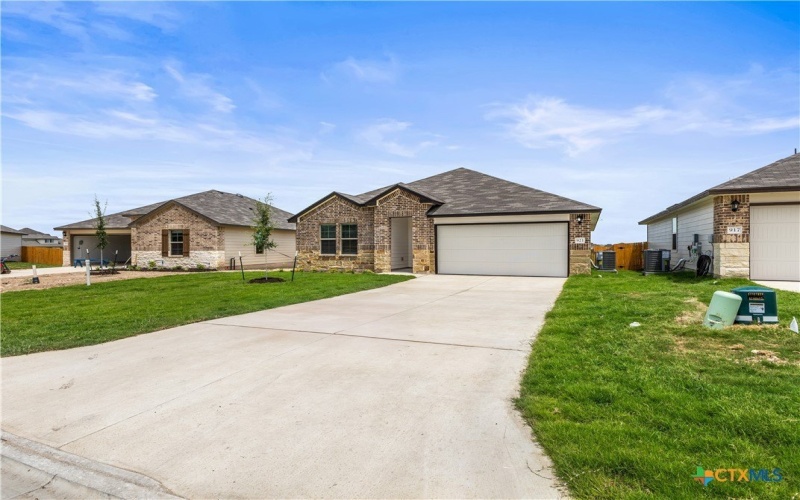 921 Coyote Creek, Temple, TX 76502, 4 Bedrooms Bedrooms, ,2 BathroomsBathrooms,Residential,For Sale,921 Coyote Creek,586388