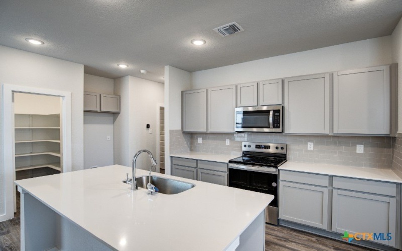 4311 Clarisse Street, New Braunfels, TX 78130, 3 Bedrooms Bedrooms, ,2 BathroomsBathrooms,Residential,For Sale,4311 Clarisse Street,586453