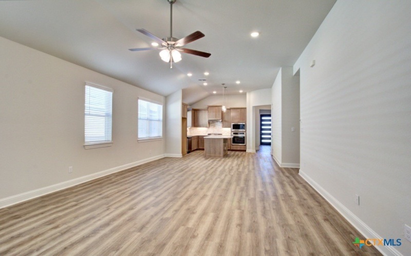 2047 Stephanie Avenue, New Braunfels, TX 78132, 3 Habitaciones Habitaciones , ,2 BañosBaños,Residential,En Venta,2047 Stephanie Avenue,586459