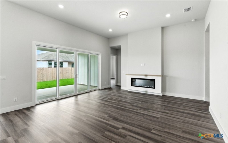 1637 Saddleback Run, New Braunfels, TX 78130, 4 Bedrooms Bedrooms, ,3 BathroomsBathrooms,Residential,For Sale,1637 Saddleback Run,0,586468